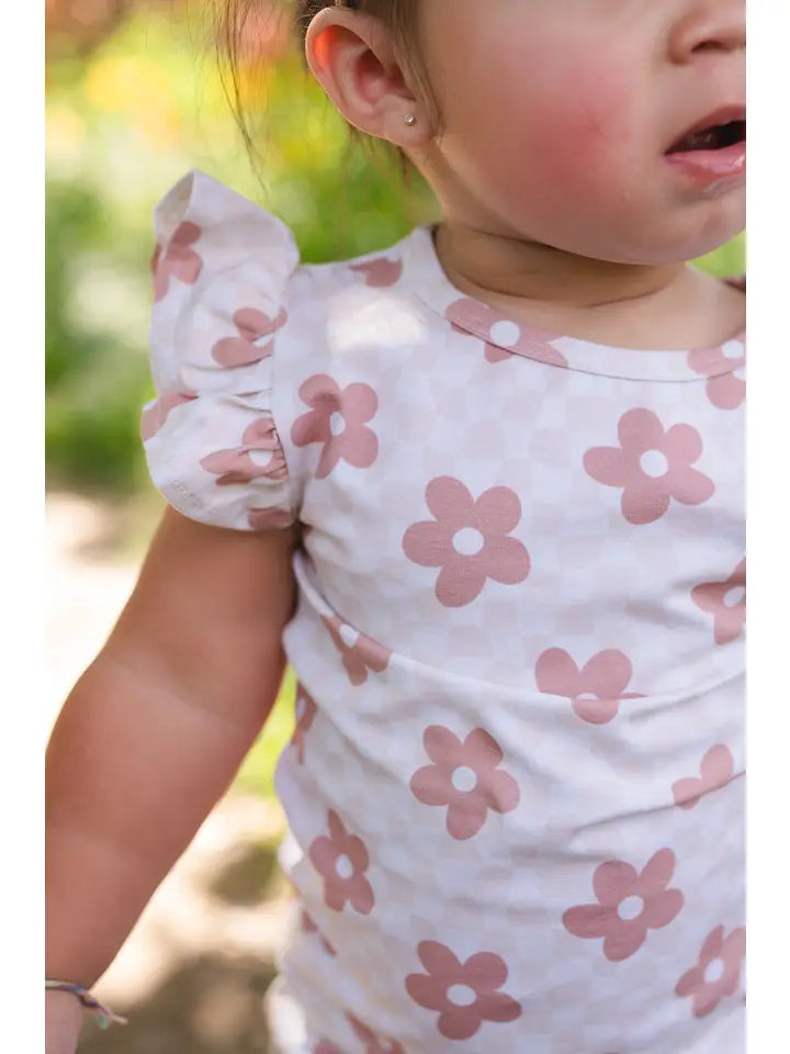 Girl Ruffle Checkered Daisy Short Set
