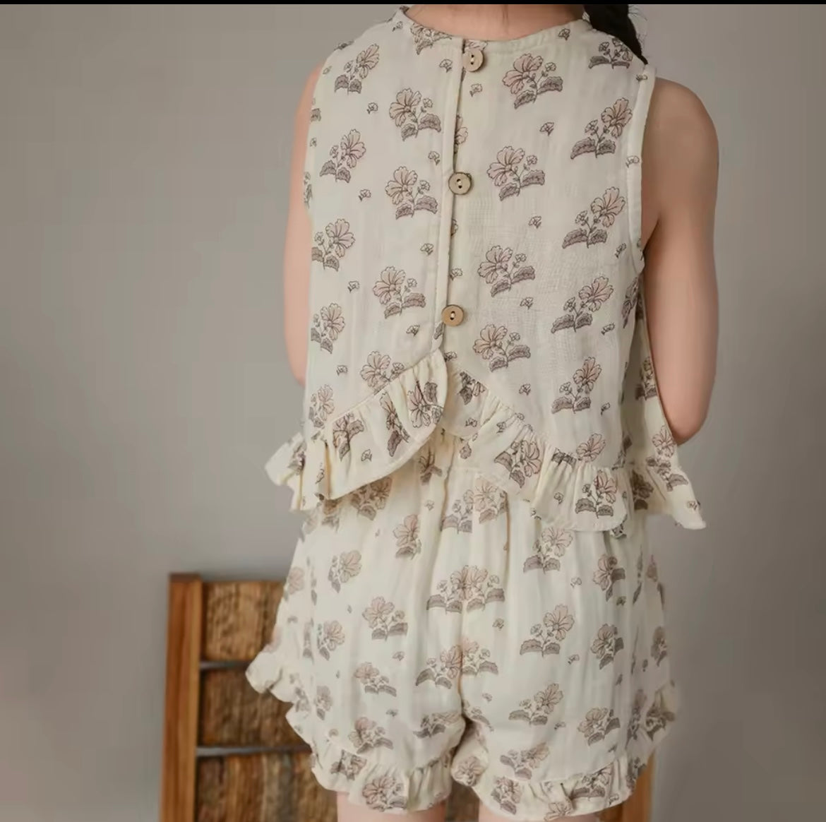 Girl Ruffle Sleeveless Cream Floral Summer Set