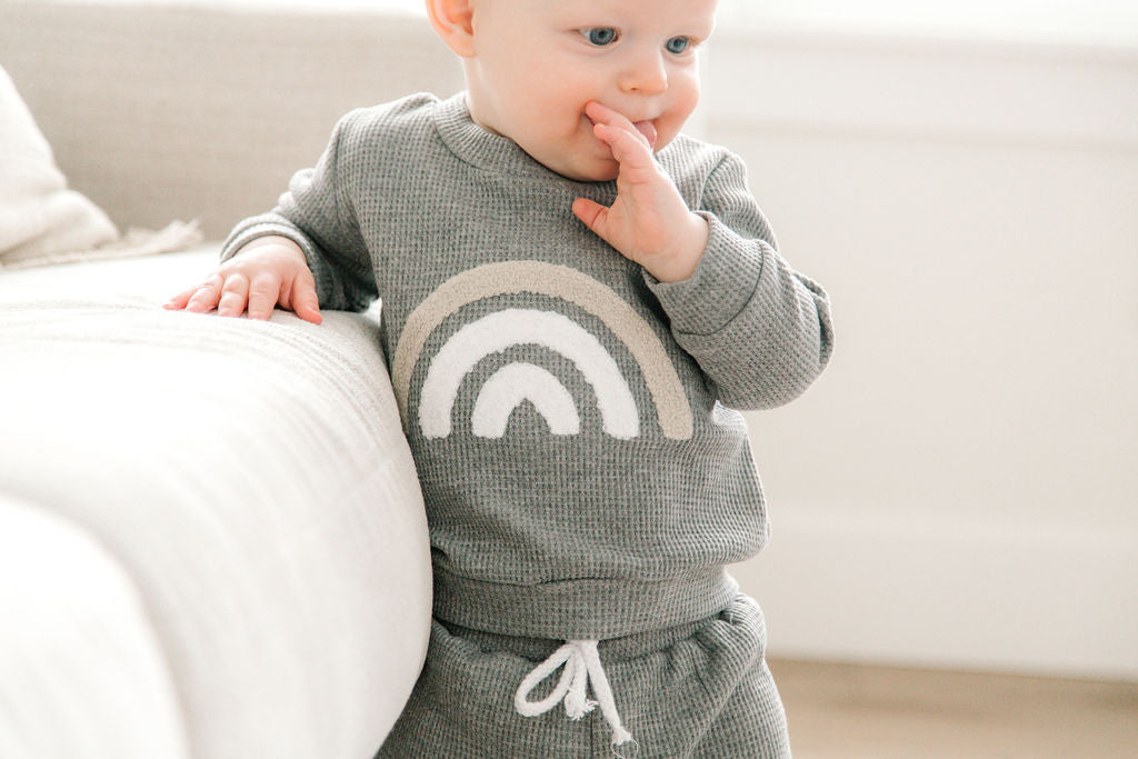 2-Piece Cozy Grey Baby Long Sleeve Sweatshirt and Pant Outfit
