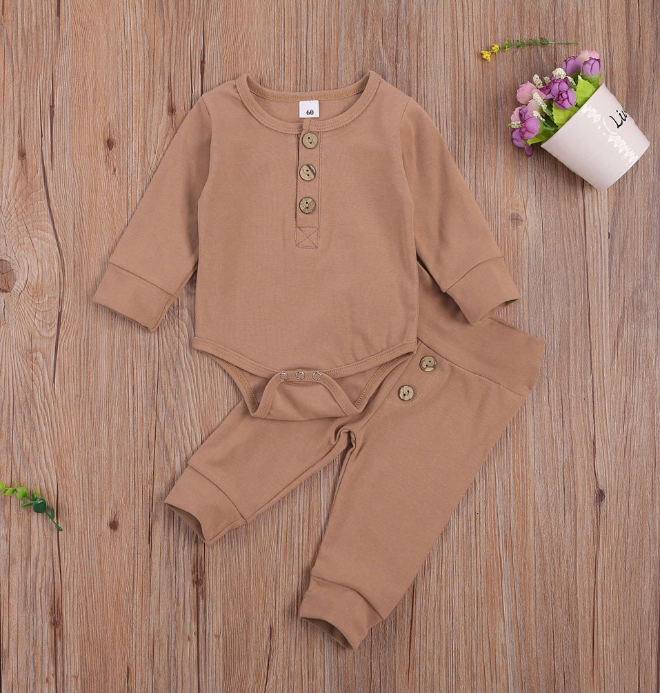 Baby Boy 2-piece Neutral Long Sleeve solid Button Bodysuit with Matching Bottoms