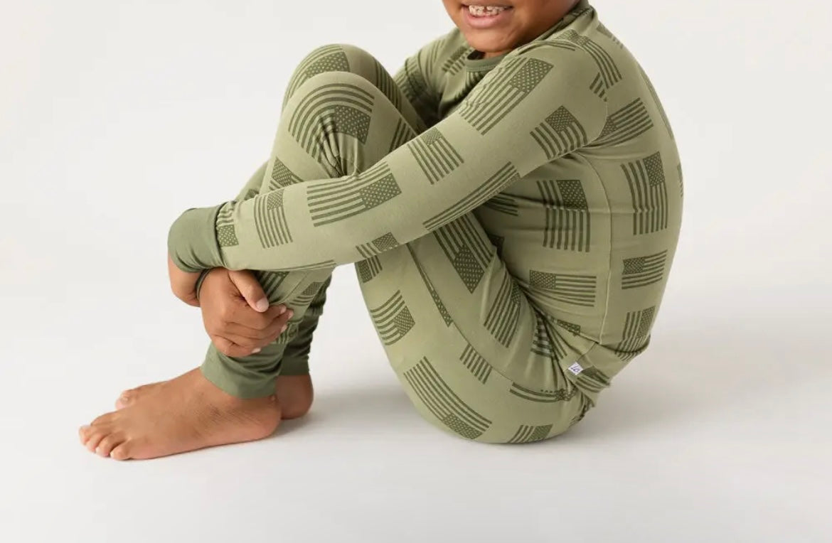 Boy Army Green Flag Bamboo 2-Piece Set