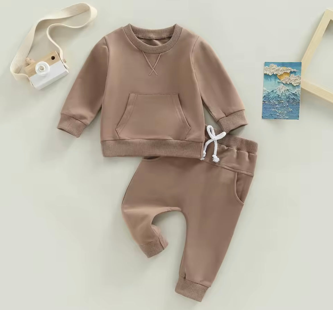 Boy 2 Piece Rust Sweatshirt & Pant Set
